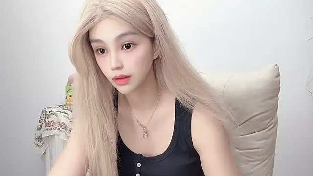 jiangjiang2005 online show from July 21, 2026, 6:53 pm