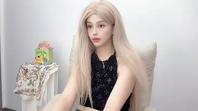 jiangjiang2005 online show from July 25, 2026, 6:58 pm