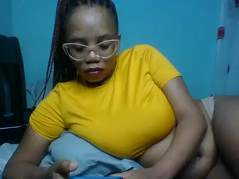 Snapshot of Tatianaluu chatting on May 30, 2026, 6:20 am Tatianaluu online show from May 30, 2026, 6:20 am