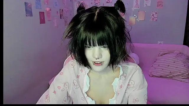 VelvetAlice online show from July 24, 2026, 9:22 pm