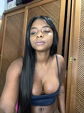 Daianehotangel1 online show from May 31, 2026, 1:28 pm