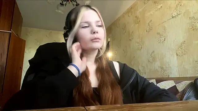 SusanaLeichty online show from June 1, 2026, 6:24 am