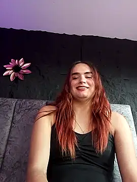 CleoFoxxx  online show from July 26, 2026, 9:21 pm