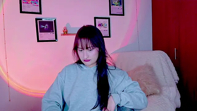 Natha Ramirez online show from July 30, 2026, 3:05 am
