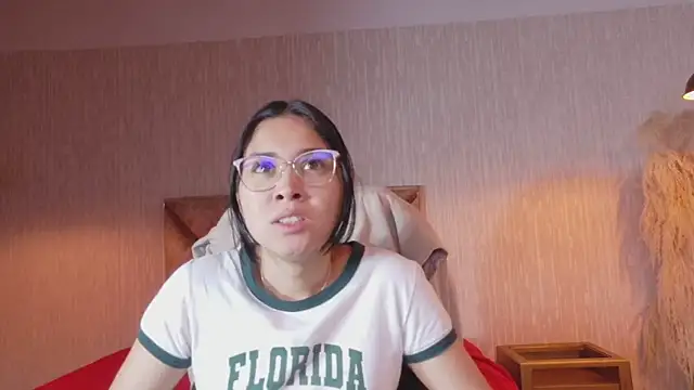 adaira31 online show from June 25, 2026, 1:49 pm