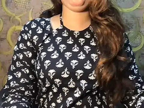 Avneet  online show from July 27, 2026, 4:41 am