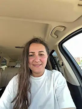 BrunetteNymph online show from May 31, 2026, 9:37 am