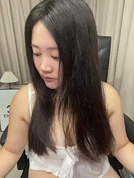Snapshot of Luckysisi-s chatting on July 24, 2026, 1:23 am Luckysisi-s online show from July 24, 2026, 1:23 am