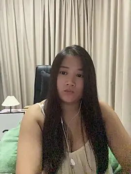 Snapshot of Luckysisi-s chatting on July 29, 2026, 12:59 pm Luckysisi-s online show from July 29, 2026, 12:59 pm