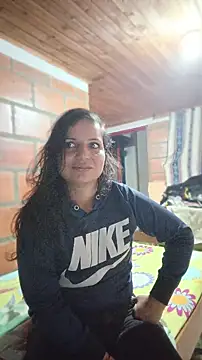 Marcella single online show from June 10, 2026, 2:24 am