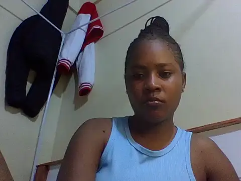 Snapshot of Prettydoll2 chatting on May 31, 2026, 5:40 pm Prettydoll2 online show from May 31, 2026, 5:40 pm