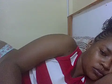 Snapshot of Prettydoll2 chatting on May 27, 2026, 1:15 am Prettydoll2 online show from May 27, 2026, 1:15 am