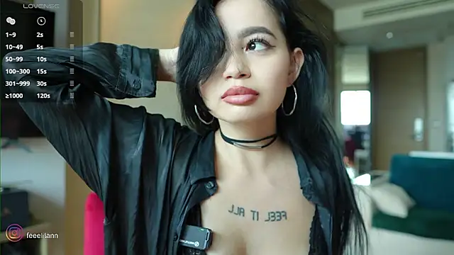 feelitann online show from June 15, 2026, 5:18 am