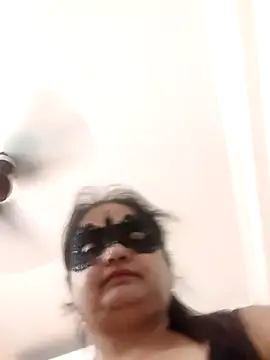 Curvy Jassmin online show from May 29, 2026, 9:04 am