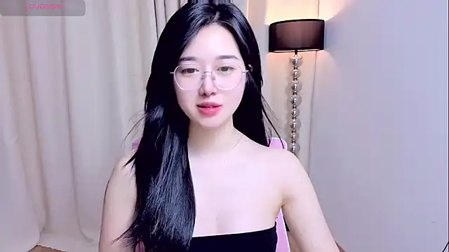 miuu6868 online show from June 1, 2026, 2:12 am