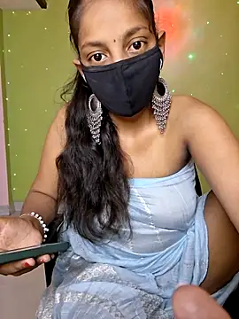 Miss Aaisha online show from June 19, 2026, 3:23 am