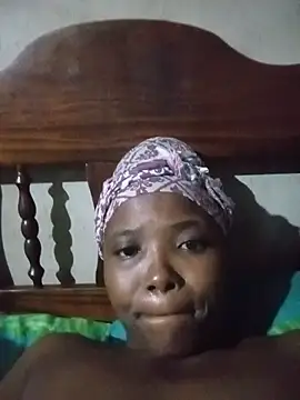 mommysmiley1234 online show from June 26, 2026, 10:15 pm