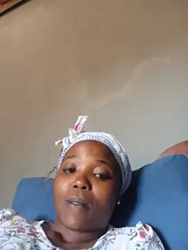mommysmiley1234 online show from July 29, 2026, 12:26 pm