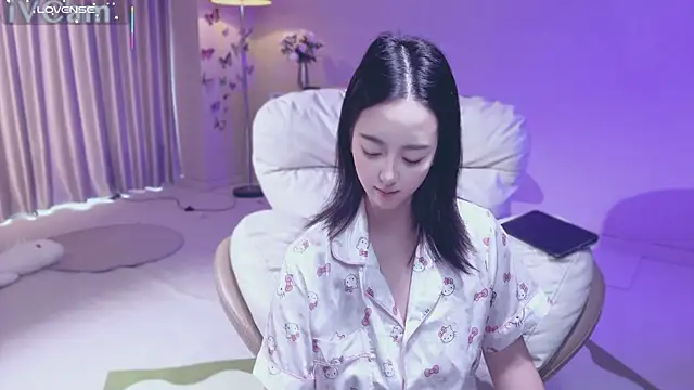 qianqianliao online show from July 20, 2026, 5:48 am