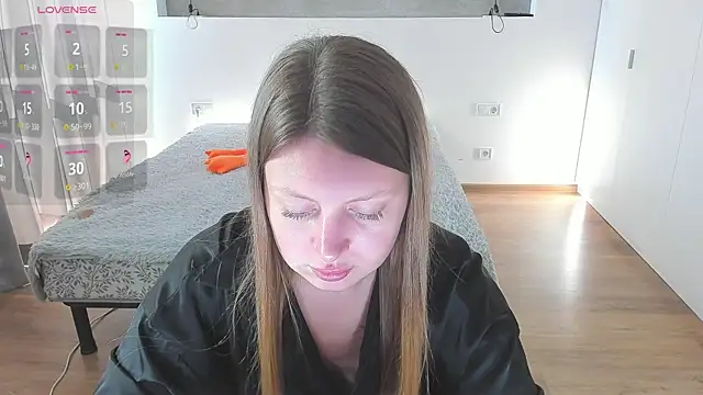 Kitkatvel online show from July 26, 2026, 5:47 am