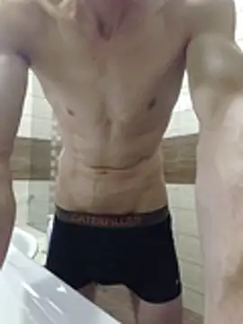Nakedfanboy online show from July 3, 2026, 3:51 pm