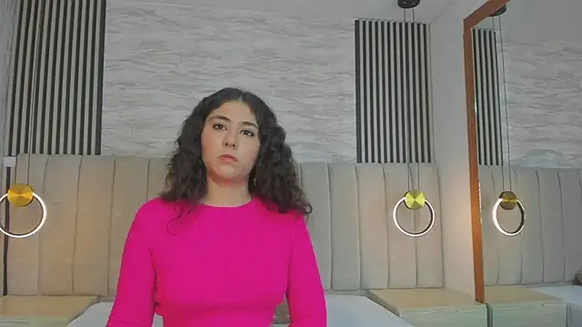 emaflorezz online show from June 17, 2026, 5:23 pm