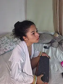 Nadia-Monroe online show from July 19, 2026, 6:26 pm
