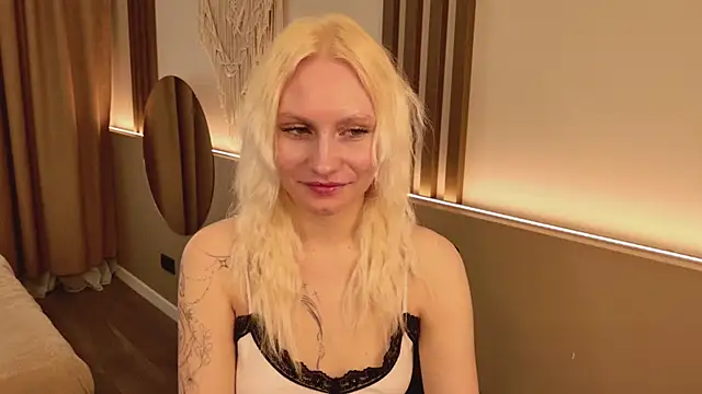haleybooo online show from June 2, 2026, 4:56 am