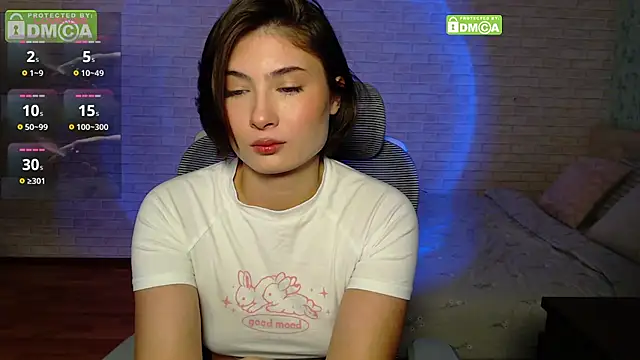 Snapshot of Monica_Everly chatting on July 30, 2026, 8:57 am Monica Everly online show from July 30, 2026, 8:57 am