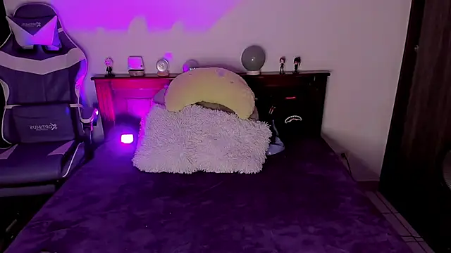 badangelsuw online show from June 14, 2026, 1:46 am