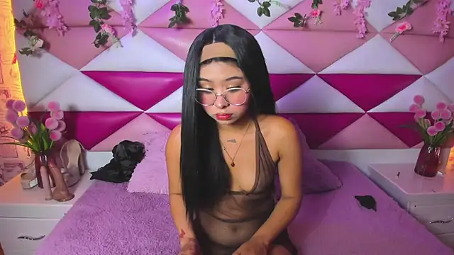 Snapshot of Sofirose_111 chatting on July 22, 2026, 1:46 pm Sofirose 111 online show from July 22, 2026, 1:46 pm