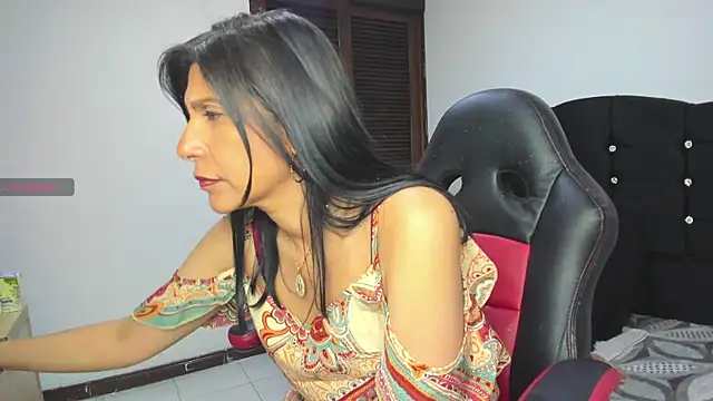 Samantha01 Rosse01 online show from July 24, 2026, 9:55 pm