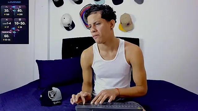 Snapshot of theo_bigcock_ chatting on July 16, 2026, 6:49 pm theo bigcock online show from July 16, 2026, 6:49 pm
