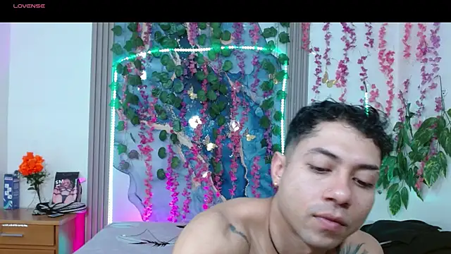 maria robin  online show from July 15, 2026, 3:24 am