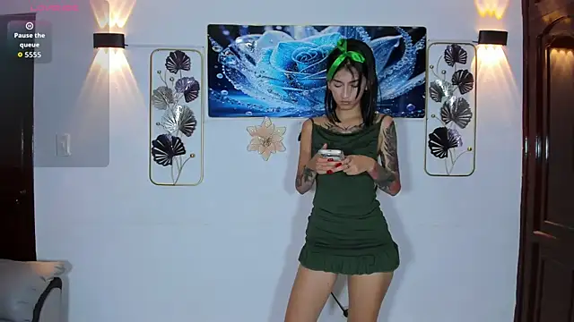 Sweetdreamsgirl  online show from July 25, 2026, 4:20 am