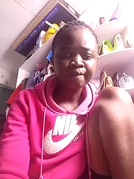 Snapshot of Carinasweets chatting on May 31, 2026, 7:03 pm Carinasweets online show from May 31, 2026, 7:03 pm