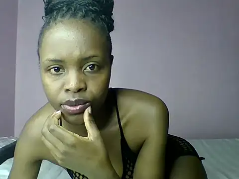 Sexxyboo  online show from May 27, 2026, 7:05 am