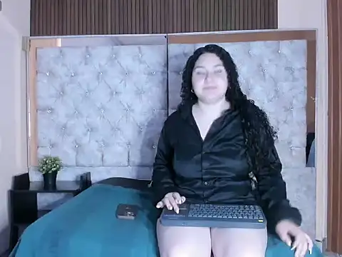  Anitacute online show from May 27, 2026, 7:10 pm