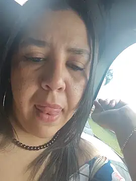 grandotavenus185 online show from June 10, 2026, 2:51 pm