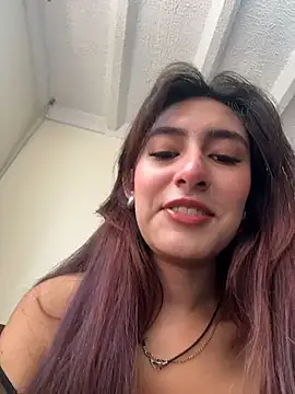 velariasoft  online show from July 25, 2026, 5:19 pm