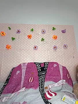 Elii petit1 online show from July 24, 2026, 7:59 am