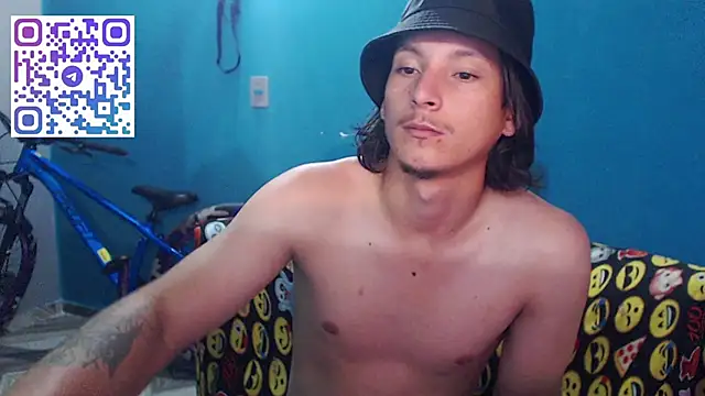 MrKingsaintx online show from June 22, 2026, 1:22 am