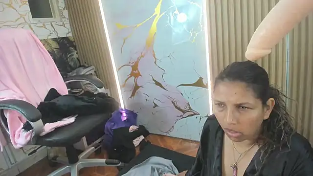 Danna Sg online show from July 23, 2026, 2:20 am
