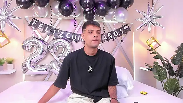 Clarentz online show from July 23, 2026, 6:33 am