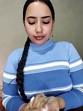 shantall cute online show from June 4, 2026, 10:09 am