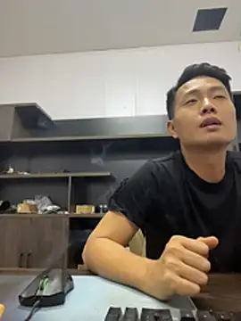 mengdie1030 online show from June 10, 2026, 8:15 am