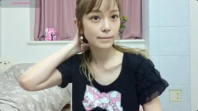 -Ria1022- online show from August 6, 2026, 3:18 pm