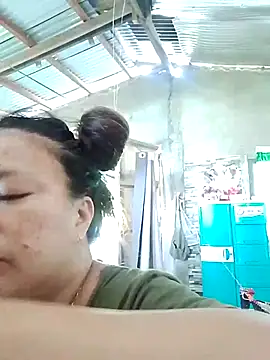 MommyRose28 online show from July 27, 2026, 12:06 am