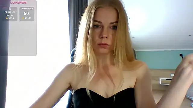 Tina5394 online show from July 27, 2026, 4:52 am