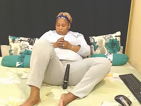 sexychubbypussyx online show from July 21, 2026, 4:30 pm